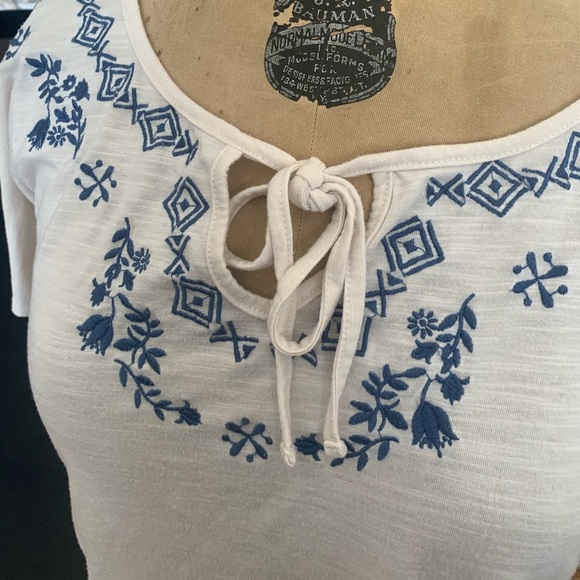 mossimo top - Picture 2 of 2